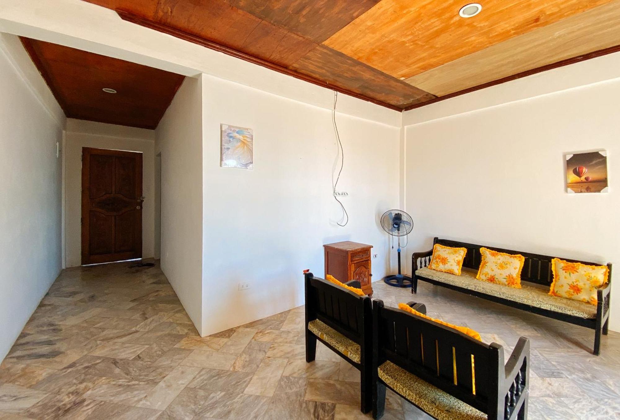 Botolan White Castle Beach Resort Iba Zambales מראה חיצוני תמונה