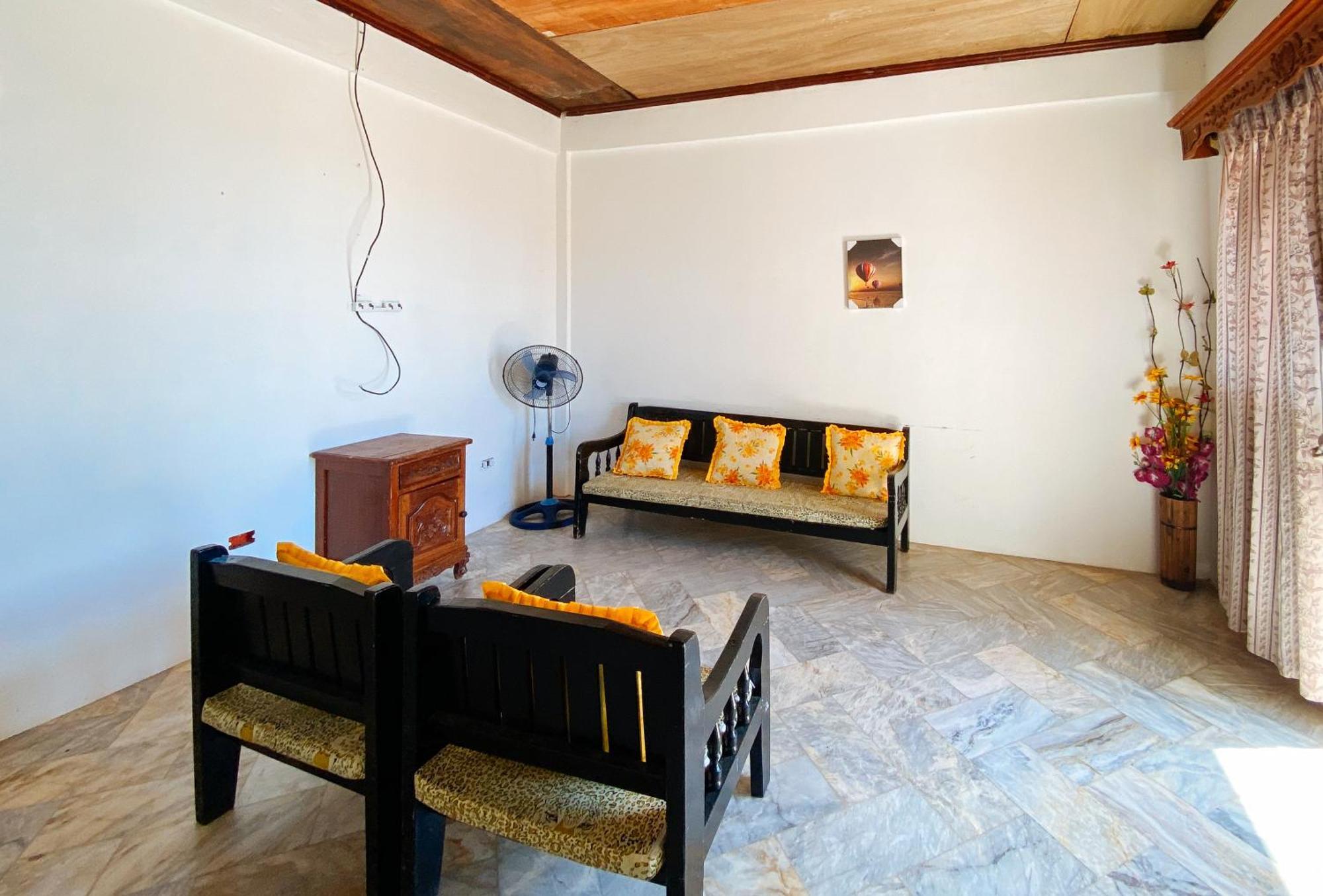 Botolan White Castle Beach Resort Iba Zambales מראה חיצוני תמונה