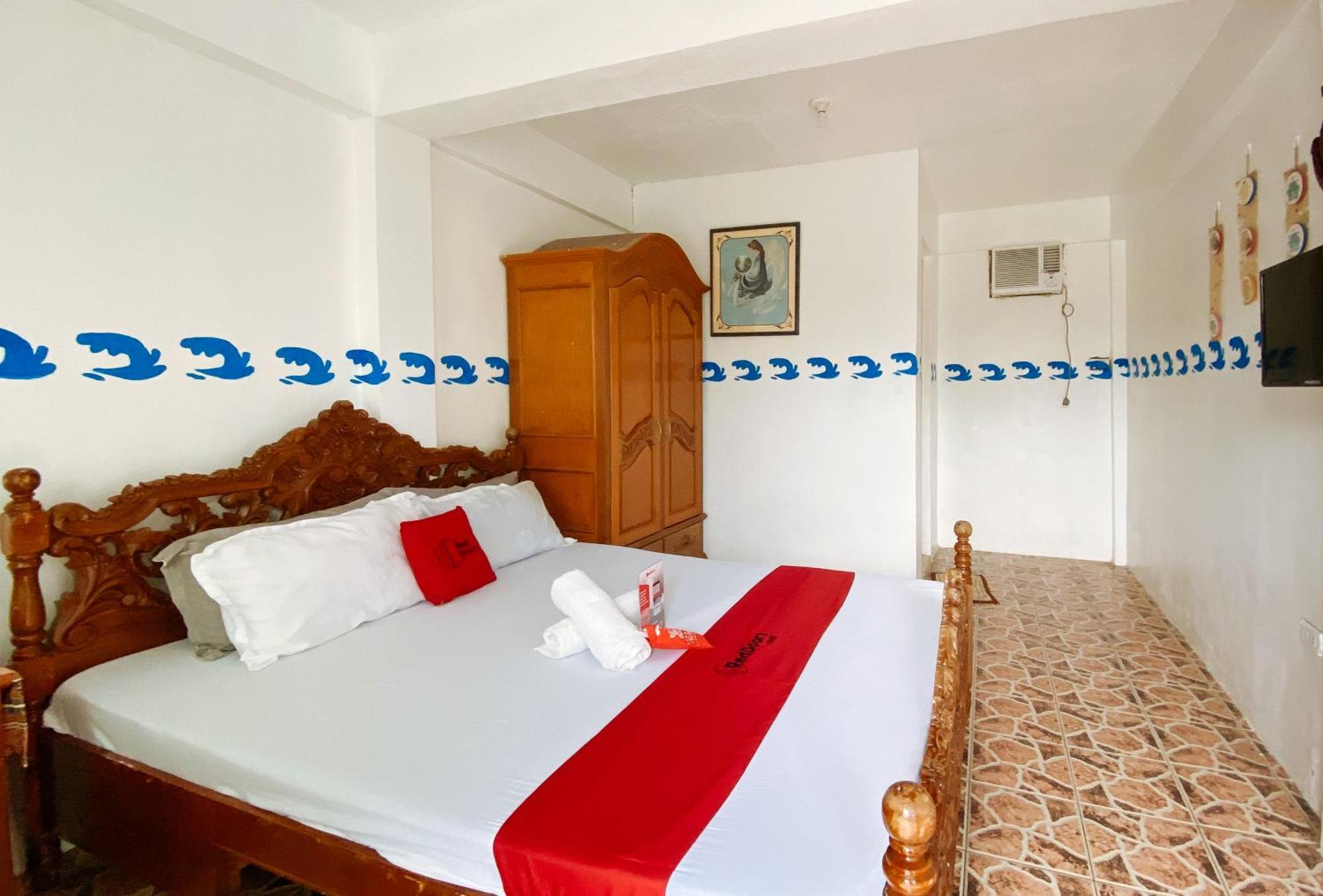 Botolan White Castle Beach Resort Iba Zambales מראה חיצוני תמונה