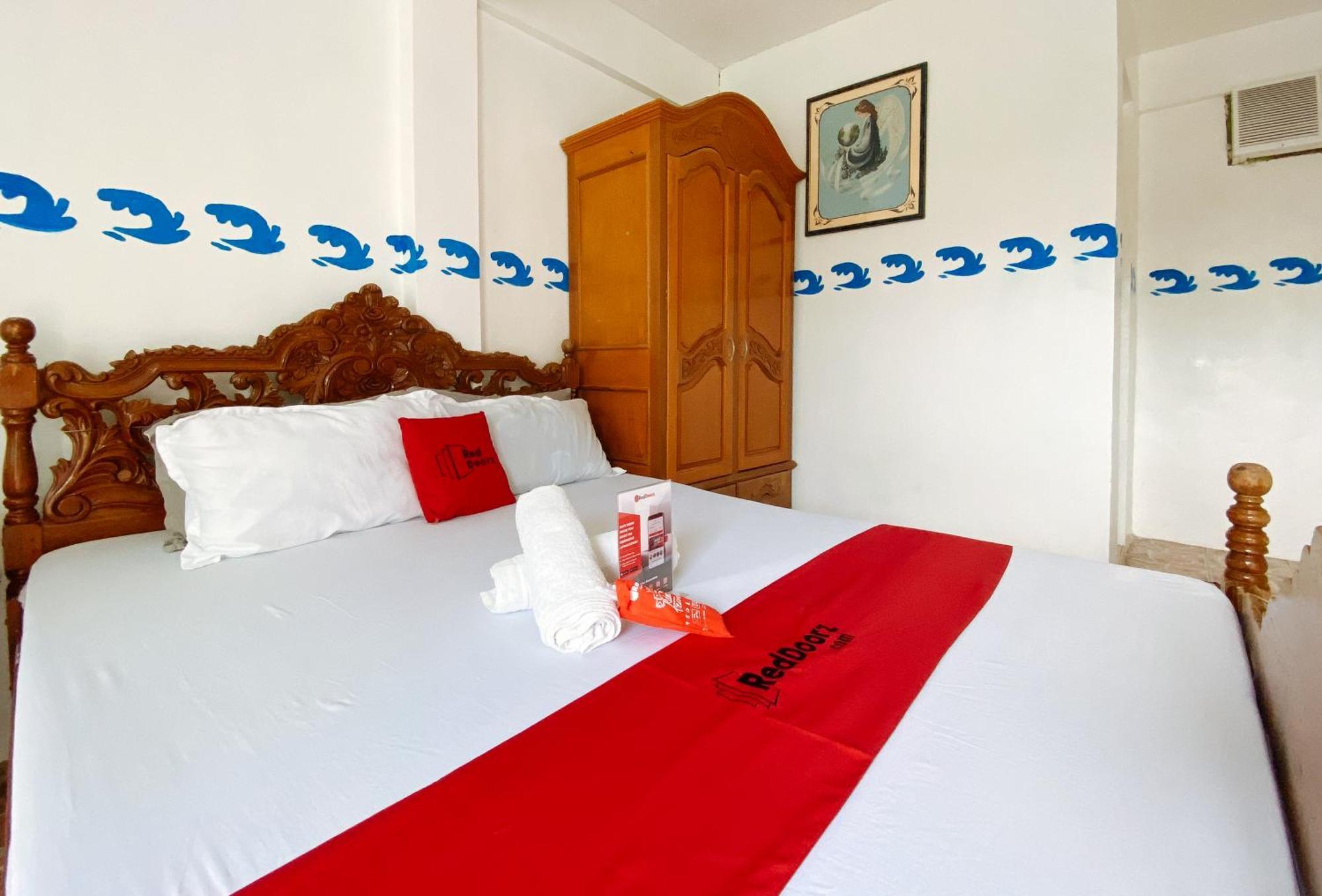 Botolan White Castle Beach Resort Iba Zambales מראה חיצוני תמונה